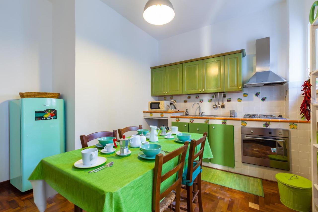 Santa Teresa A Chiaia By Napoliapartments Appartamento *